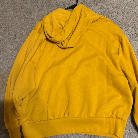 Vans - Picture 2 of 3